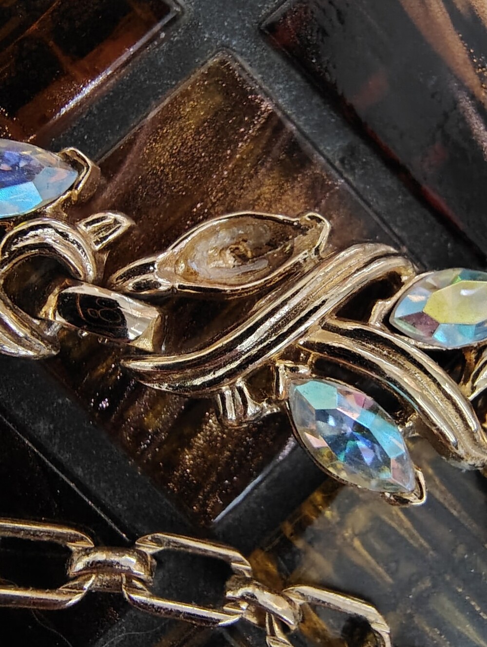 Trifari Gold Tone Choker Necklace with Iridescent Aurora Crystals - Picture 8 of 8